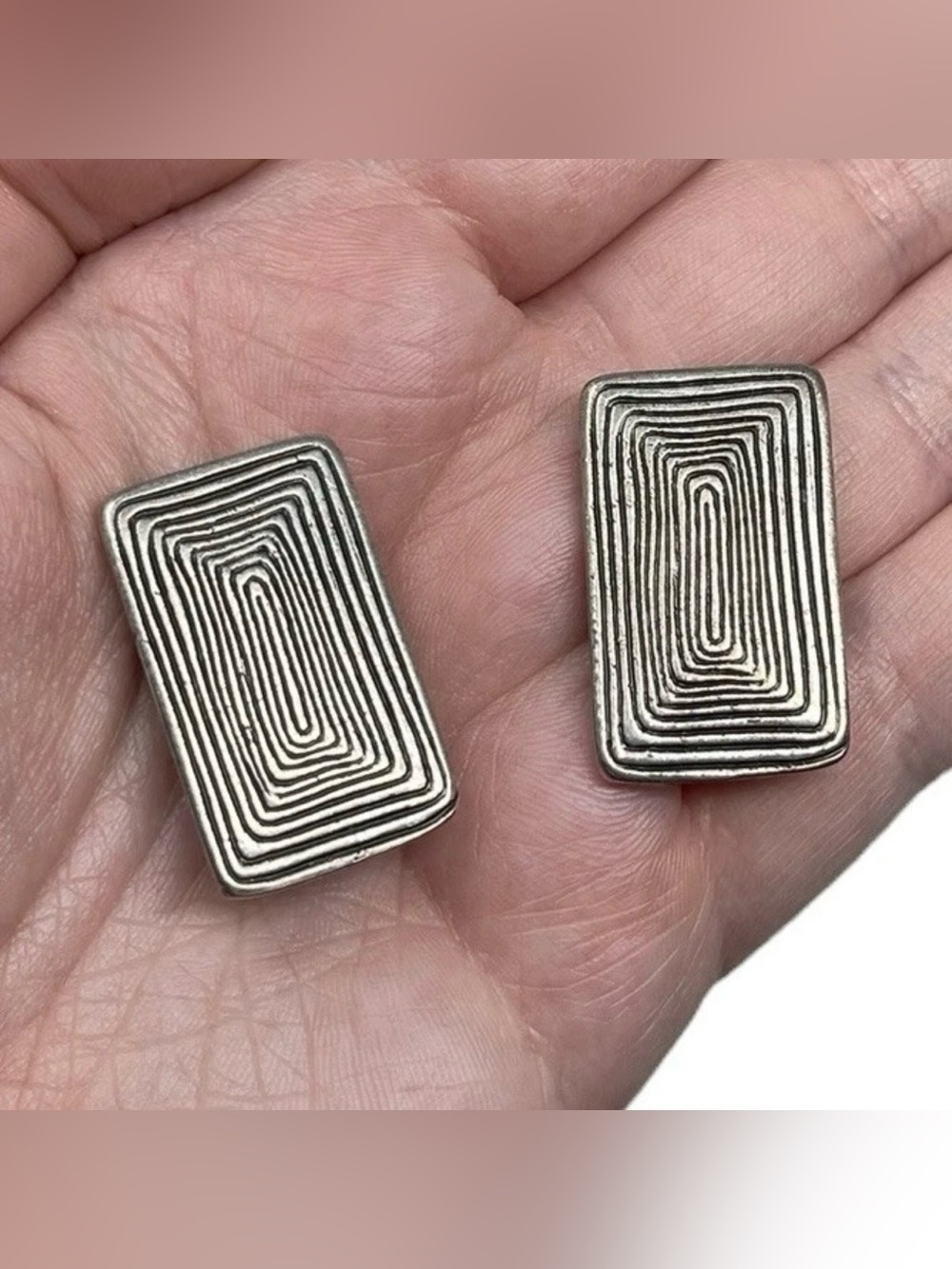 Vintage Unsigned Geometric Swirl Maze Silver Tone Clip On Earrings Modernist